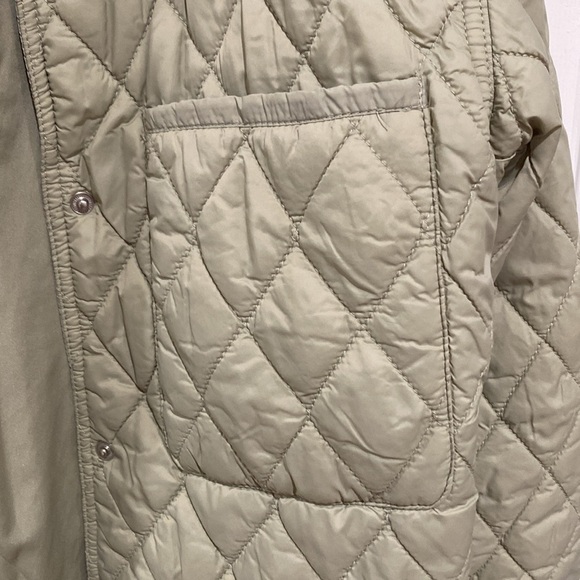 ZARA Girls Green Quilted Jacket Size 10 - Picture 3 of 6